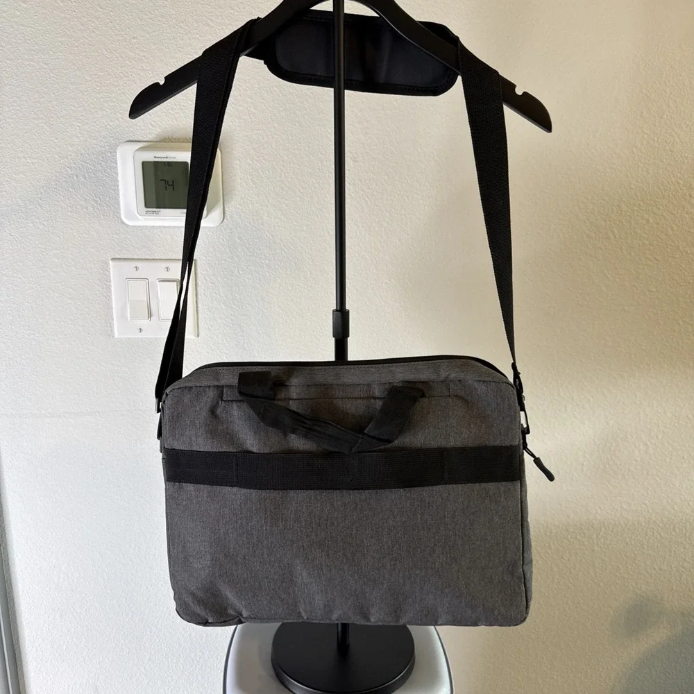Lenovo Laptop Messenger Bag Black Gray Shoulder Strap Satchel 16x12x3